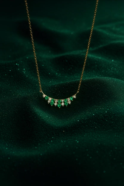 GREEN AND ARGENT SPARK NECKLACE.