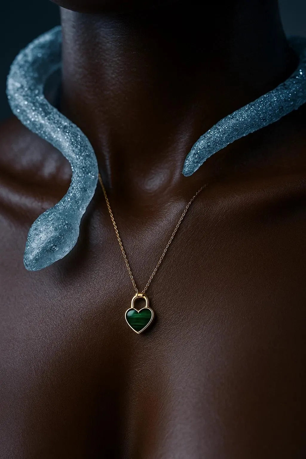 MALACHITE HEART NECKLACE.